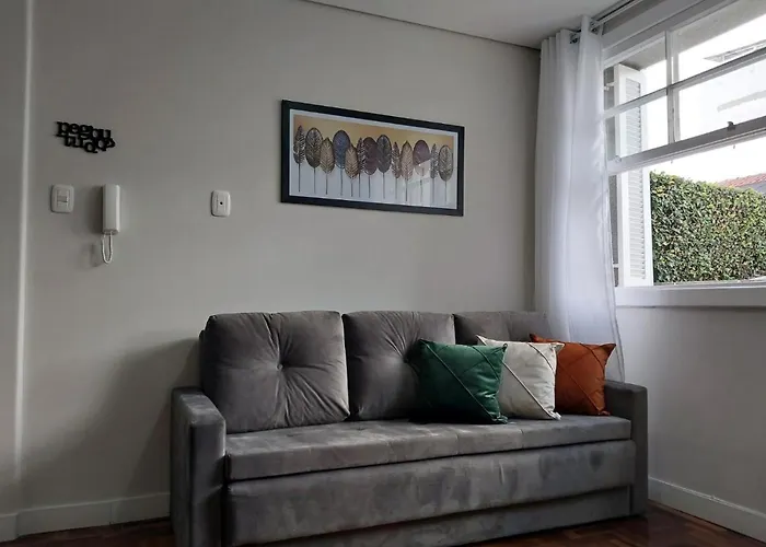 Aconchego E Tranquilidade Junto Ao H. Mãe De Deus Porto Alegre